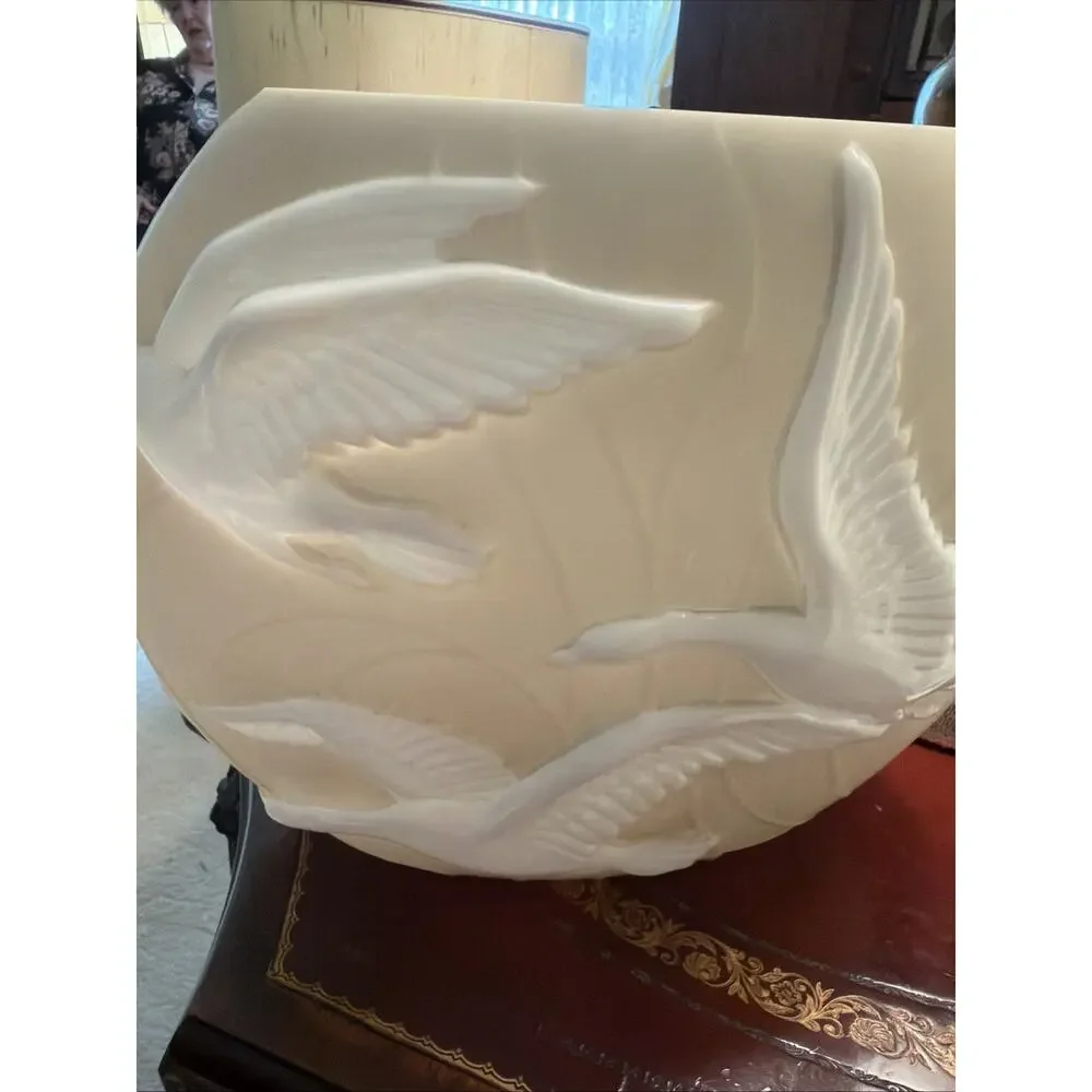 Exceptional large Phoenix Cameo glass White Flying Geese Pale Yellow Pillow Vase